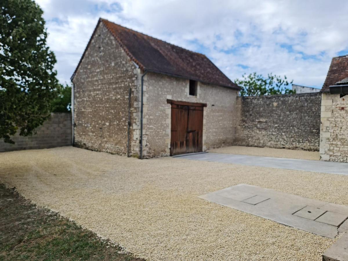 Coliwork Le Saint Romain Dange-Saint-Romain Exterior photo